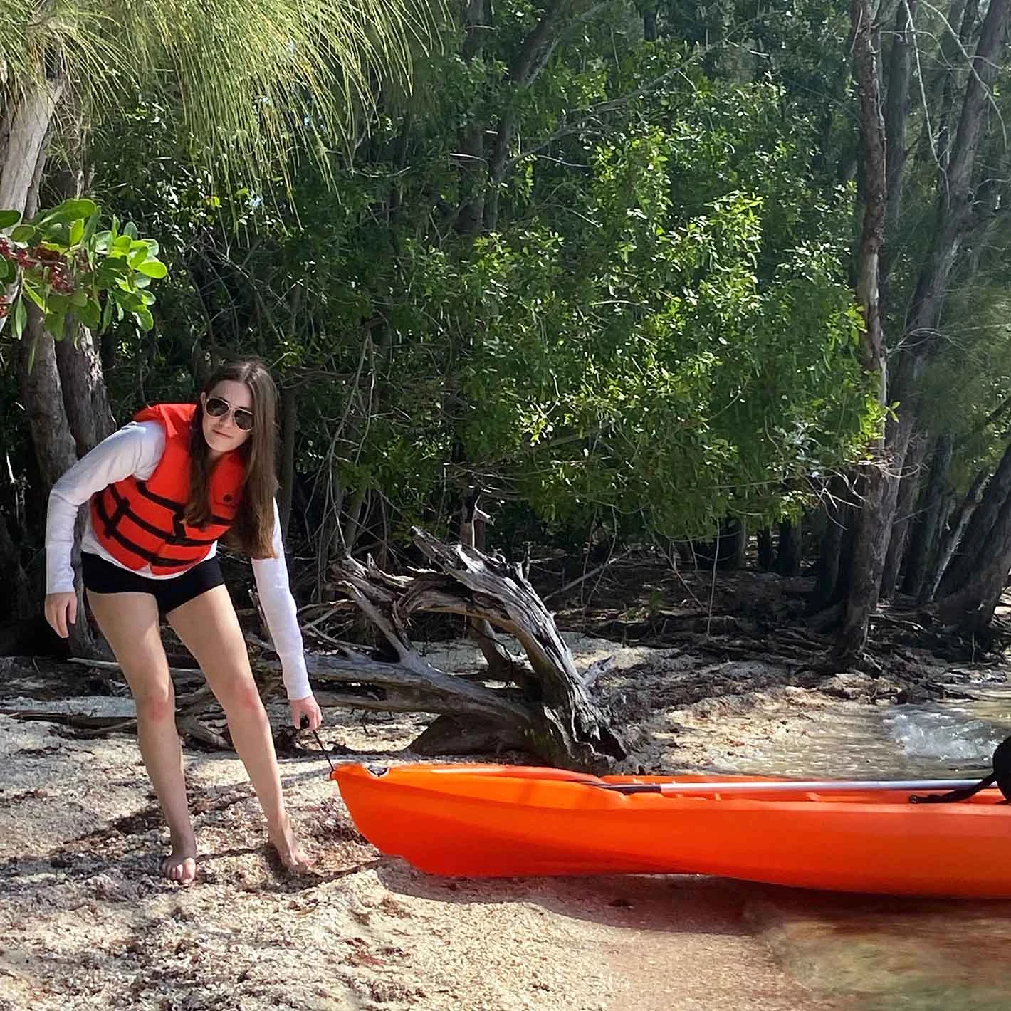 Pelican Sport Pulse 100X Recreational Sit-on-Top Kayak with Paddle 5 Pelican Sport Pulse 100X Recreational Sit-on-Top Kayak with Paddle - Image 5