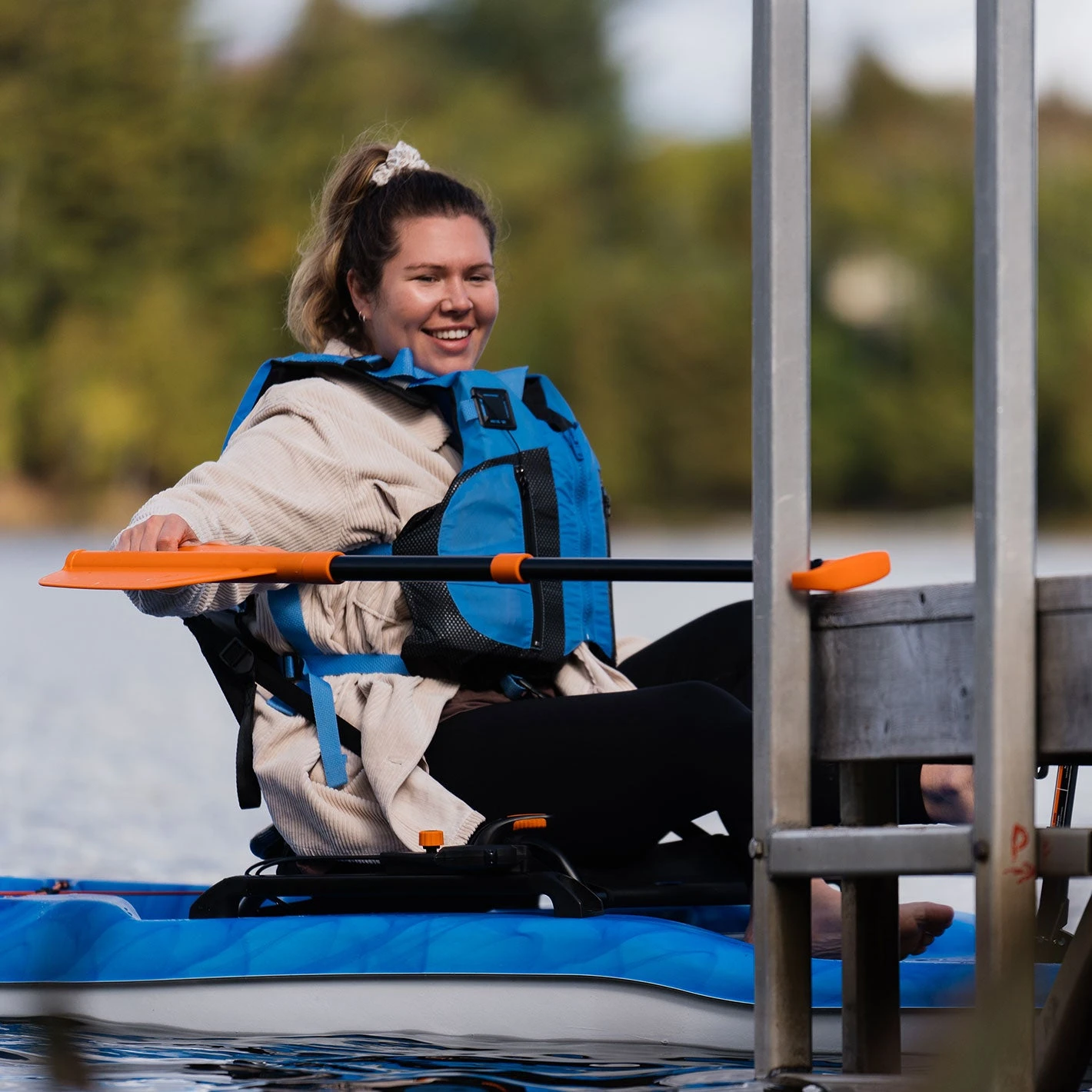 Pelican Sport Universal Emergency Telescopic Paddle for Boats & Kayaks 8 Pelican Sport Universal Emergency Telescopic Paddle for Boats & Kayaks - Image 8